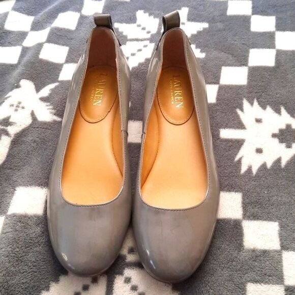 Lauren Ralph Lauren Glenna Grey Cow Leather  Upper Ballet Flats Size 7B - Picture 1 of 9